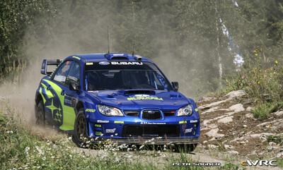 Petter Solberg - Phil Mills
57º Neste Oil Rally Finland 2007. Subaru Impreza S12B WRC '07 (HT56 SRT). Abandonó por avería mecánica en SS16 Ouninpohja 2 de 33.01 km.
Subaru World Rally Team

Del 3 al 5 de Agosto, Jyväskylä.
Superficie: tierra.

El Rally constaba de 3 etapas con un total de 1375.15 km de los que 360.34 km divididos en 23 tramos eran cronometrados.

Tomaron la salida 97 equipos, finalizaron 70.

© Petr Sagner

Palabras clave: Subaru;Impreza;WRC;Finlandia;2007