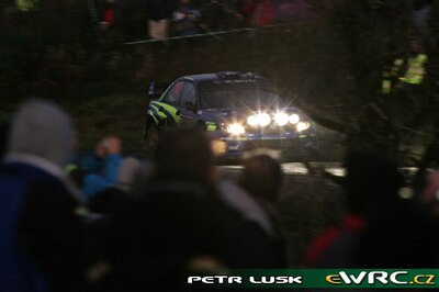 Xevi Pons - Xavier Amigo
3º Rally Ireland 2007. Subaru Impreza S12B WRC '07 (KT07 SRT). Abandonó por accidente en SS4 Lough Gill 1 de 20.57 km.
Subaru World Rally Team

Del 16 al 18 de Noviembre, Sligo.
Superficie: asfalto.

El Rally constaba de 3 etapas con un total de 1182.63 km de los que 328.72 km divididos en 20 tramos, eran cronometrados.

Tomaron la salida 84 equipos, finalizaron 66.

© Petr Lusk
@@
Palabras clave: Subaru;Impreza;WRC;Irlanda;2007