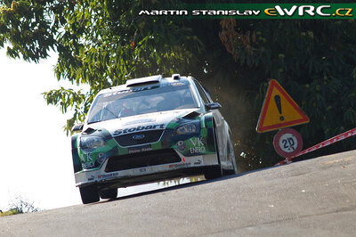 Matthew Wilson - Michael Orr
51º Tour de Corse - Rallye de France 2007. Ford Focus RS WRC '06 (1 ES). Abandonó por la caja de cambios en SS15 Penitencier Coti - Pietra Rossa 2 de 24.24 km.
Stobart VK Ford Rally Team

Del 12 al 14 de Octubre, Ajaccio.
Superficie: asfalto.

El Rally constaba de 3 etapas con un total de 1099.10 km de los que 359.32 km divididos en 16 tramos, eran cronometrados.

Tomaron la salida 74 equipos, finalizaron 57.

© Martin Stanislav
@@
Palabras clave: Ford;Focus;WRC;Corse;Corcega;2007