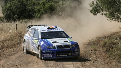 François Duval - Jean-François Elst
54º BP Ultimate Acropolis Rally of Greece 2007. Skoda Fabia WRC (S37 88E). Abandonó por sobrecalentamiento del motor en SS5 Olympic Properties (Markopoulo) 1 de 5.16 km.

Del 1 al 3 de Junio, Markopoulo.
Superficie: tierra.

El Rally tenia un total de 1572.33 km de los que 356.36 km divididos en 3 etapas y 23 tramos, eran especiales (2 de ellos fueron cancelados SS9 Imittos 1 y SS20 Imittos 2 de 10,96 km cada uno.

Tomaron la salida 64 equipos, finalizaron 49.

© Petr Sagner
@@
Palabras clave: Skoda;Fabia;WRC;Acropolis;Grecia;2007