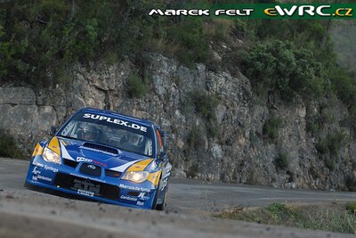 Mark van Eldik - Michel Groenewoud
43º Rally RACC Catalunya - Costa Daurada 2007. Subaru Impreza S12 WRC '06 (FT55 SRT). Abandonó por avería mecánica en SS18 Colldejou 2 de 26.51 km.

Del 5 al 7 de Octubre, Salou, Tarragona, Catalunya, España.
Superficie: asfalto.

El Rally tenia un total de 1359.96 km de los que 352.87 km divididos en 18 tramos, eran especiales.

Se inscribieron 84 equipos, tomaron la salida 81, finalizaron 65.

© Marek Felt
@@
Palabras clave: Subaru;Impreza;WRC;Catalunya;Costa_Daurada;RACC;España;Spain;2007