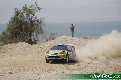 Mikko Hirvonen - Jarmo Lehtinen
1º Jordan Rally 2008. Ford Focus RS WRC '07 (EU07 SSZ). Clasificado 1º.
BP Ford Abu Dhabi WRT

Del 24 al 27 de Abril.
Superficie: tierra.

El Rally constaba de 3 etapas con un total de 983.44 km de los que 359.26 km divididos en 22 tramos, eran cronometrados.

Tomaron la salida 54 equipos, finalizaron 33.

© Willy Weyens
@
Palabras clave: Ford;Focus;WRC;Jordania;2008
