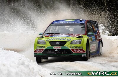 Jari-Matti Latvala - Miikka Anttila
57º Uddeholm Swedish Rally 2008. Ford Focus RS WRC '07 (EU07 SUF). Clasificado 1º.
BP Ford Abu Dhabi WRT

Del 8 al 10 de Febrero, Karlstad.
Superficie: nieve - hielo.

El Rally tenia un total de 1408.94 km de los que 340.24 km divididos en 3 etapas y 20 tramos eran cronometrados.

Tomaron la salida 61 equipos, finalizaron 49.

© Benjamin A. Ward
@@
Palabras clave: ;Ford;Focus;WRC;Suecia;2008;Nieve