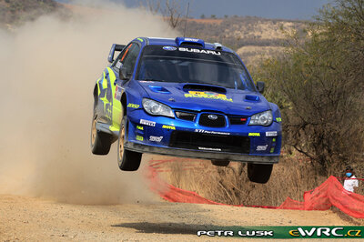 Chris Atkinson - Stéphane Prévot
5º Corona Rally Mexico 2008. Subaru Impreza S12B WRC '07 (JT56 SRT). Clasificado 2º.
Subaru World Rally Team

Del 28 de Febrero al 2 de Marzo, León.
Superficie: tierra.

El Rally tenia un total de 808.53 km de los que 353.75 km divididos en 3 etapas y 20 tramos eran cronometrados (1 de ellos fue cancelado SS18 Guanajuatito de 22.3 km).

Tomaron la salida 40 equipos, finalizaron 28.

© Petr Lusk
@@
Palabras clave: ;Subaru;Impreza;Mexico;WRC;2008