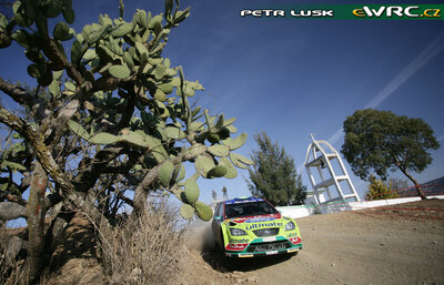 Jari-Matti Latvala - Miikka Anttila
5º Corona Rally Mexico 2008. Ford Focus RS WRC '07 (EU07 SUF). Clasificado 3º.
BP Ford Abu Dhabi WRT

Del 28 de Febrero al 2 de Marzo, León.
Superficie: tierra.

El Rally tenia un total de 808.53 km de los que 353.75 km divididos en 3 etapas y 20 tramos eran cronometrados (1 de ellos fue cancelado SS18 Guanajuatito de 22.3 km).

Tomaron la salida 40 equipos, finalizaron 28.

© Petr Lusk
@@
Palabras clave: ;Ford;Focus;WRC;Mexico;2008
