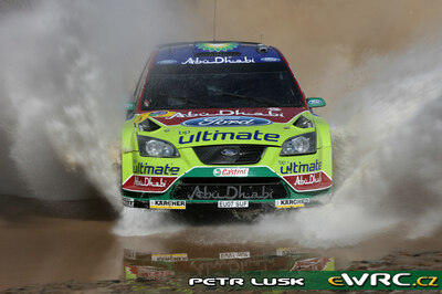 Jari-Matti Latvala - Miikka Anttila
5º Corona Rally Mexico 2008. Ford Focus RS WRC '07 (EU07 SUF). Clasificado 3º.
BP Ford Abu Dhabi WRT

Del 28 de Febrero al 2 de Marzo, León.
Superficie: tierra.

El Rally tenia un total de 808.53 km de los que 353.75 km divididos en 3 etapas y 20 tramos eran cronometrados (1 de ellos fue cancelado SS18 Guanajuatito de 22.3 km).

Tomaron la salida 40 equipos, finalizaron 28.

© Petr Lusk
@@
Palabras clave: ;Ford;Focus;WRC;Mexico;2008
