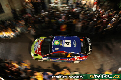 Jari-Matti Latvala - Miikka Anttila
5º Corona Rally Mexico 2008. Ford Focus RS WRC '07 (EU07 SUF). Clasificado 3º.
BP Ford Abu Dhabi WRT

Del 28 de Febrero al 2 de Marzo, León.
Superficie: tierra.

El Rally tenia un total de 808.53 km de los que 353.75 km divididos en 3 etapas y 20 tramos eran cronometrados (1 de ellos fue cancelado SS18 Guanajuatito de 22.3 km).

Tomaron la salida 40 equipos, finalizaron 28.

© Petr Lusk
@@
Palabras clave: ;Ford;Focus;WRC;Mexico;2008