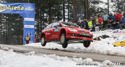 Dani Sordo - Marc Martí
57º Uddeholm Swedish Rally 2008. Citroën C4 WRC (734 EGZ 78). Clasificado 6º.
Citroën Total WRT

Del 8 al 10 de Febrero, Karlstad.
Superficie: nieve - hielo.

El Rally tenia un total de 1408.94 km de los que 340.24 km divididos en 3 etapas y 20 tramos eran cronometrados.

Tomaron la salida 61 equipos, finalizaron 49.

© Petr Sagner
@@
Palabras clave: ;Citroen;WRC;Suecia;2008;Nieve;
