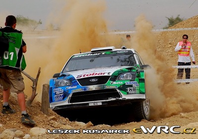 Gianluigi Galli - Giovanni Bernacchini
1º Jordan Rally 2008. Ford Focus RS WRC '07 (EU07 SUO). Clasificado 8º.
Stobart VK Ford Rally Team

Del 24 al 27 de Abril.
Superficie: tierra.

El Rally constaba de 3 etapas con un total de 983.44 km de los que 359.26 km divididos en 22 tramos, eran cronometrados.

Tomaron la salida 54 equipos, finalizaron 33.

© Leszek Kusmirek
@
Palabras clave: Ford;Focus;WRC;Jordania;2008