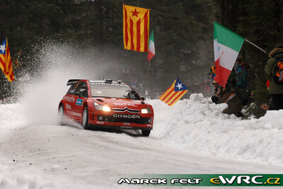 Sébastien Loeb - Daniel Elena
57º Uddeholm Swedish Rally 2008. Citroën C4 WRC (738 EGZ 78). Abandonó por avería mecánica en SS11 Vargasen 1 de 24.63 km.
Citroën Total WRT

Del 8 al 10 de Febrero, Karlstad.
Superficie: nieve - hielo.

El Rally tenia un total de 1408.94 km de los que 340.24 km divididos en 3 etapas y 20 tramos eran cronometrados.

Tomaron la salida 61 equipos, finalizaron 49.

© Marek Felt
@
Palabras clave: Sebastien_Loeb;Citroen;WRC;Suecia;2008;Nieve