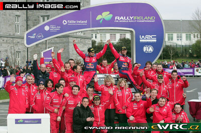 Sébastien Loeb - Daniel Elena
4º Rally Ireland 2009. Citroën C4 WRC (734 EGZ 78). Clasificado 1º.

Del 29 de Enero al 1 de Febrero, Sligo.
Superficie: asfalto.

El Rally tenia un total de 1349.42 km de los que 349.73 km divididos en  3 etapas y 19 tramos eran cronometrados (2 de ellos fueron cancelados, SS7 Murley de 24.70 km y SS8 Fardross de 14.77 km).

Tomaron la salida 36 equipos, finalizaron 28.

© Eymard Brennan
@
Palabras clave: Sebastien_Loeb;Irlanda;Citroen;WRC;2009