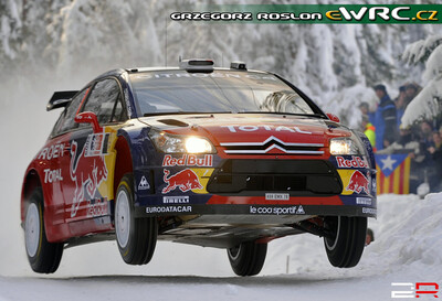 Sébastien Loeb - Daniel Elena
Rally Norway 2009. Citroën C4 WRC (459 EMX 78). Clasificado 1º.
Citroën Total WRT

Del 12 al 15 de Febrero, Hamar.
Superficie: nieve - hielo.

El Rally tenia un total de 1230.15 km de los que 360.90 km divididos en 3 etapas y 23 tramos eran cronometrados.

Tomaron la salida 42 equipos, finalizaron 34.

© Greg Roslon
@
Palabras clave: Sebastien_Loeb;Citroen;WRC;Noruega;2009