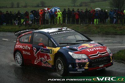 Sébastien Loeb - Daniel Elena
4º Rally Ireland 2009. Citroën C4 WRC (734 EGZ 78). Clasificado 1º.

Del 29 de Enero al 1 de Febrero, Sligo.
Superficie: asfalto.

El Rally tenia un total de 1349.42 km de los que 349.73 km divididos en 3 etapas y 19 tramos eran cronometrados (2 de ellos fueron cancelados, SS7 Murley de 24.70 km y SS8 Fardross de 14.77 km).

Tomaron la salida 36 equipos, finalizaron 28.

© Monica Parisotto
@@
Palabras clave: Sebastien_Loeb;Irlanda;Citroen;WRC;2009