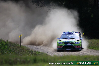 Mikko Hirvonen - Jarmo Lehtinen
59º Neste Oil Rally Finland 2009. Ford Focus RS WRC '09 (EJ-1597). Clasificado 1º.
BP Ford Abu Dhabi WRT

Del 30 de Julio al 2 de Agosto, Jyväskylä, Finlandia.
Superficie: tierra.

El Rally tenía un total de 1449.61 km de los que 345 Km divididos en 23 tramos eran especiales.

Tomaron la salida 90 equipos, finalizaron 60.

© Petr Eliáš
@
Palabras clave: ;Ford;Focus;WRC;Finlandia;2009