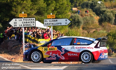 Dani Sordo - Marc Marti
45ª RallyRACC Catalunya - Costa Daurada 2009. Citröen C4 WRC (454 EMX 78). Clasificado 2º.
Tramo: El Priorat - La Ribera D'Ebre de 38,27 Km.
Cruce El Molar.

Del 1 al 4 de Octubre, Salou, Tarragona, Catalunya, España.
Superficie: asfalto.

El Rally tenia un total de 1299.13 km de los que 353.62 km divididos en 18 tramos eran especiales.

Tomaron la salida 70 equipos, finalizaron 52.

© Greg Roslon
@@
Palabras clave: ;Citroen;WRC;Catalunya;España;Spain