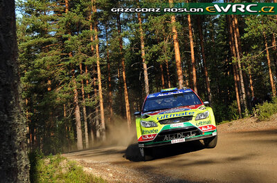 Jari-Matti Latvala - Miikka Anttila
59º Neste Oil Rally Finland 2009. Ford Focus RS WRC '09 (EJ-1598). Clasificado 3º.
BP Ford Abu Dhabi WRT

Del 30 de Julio al 2 de Agosto, Jyväskylä, Finlandia.
Superficie: tierra.

El Rally tenía un total de 1449.61 km de los que 345 Km divididos en 23 tramos eran especiales.

Tomaron la salida 90 equipos, finalizaron 60.

© Greg Roslon
@@
Palabras clave: ;Ford;Focus;WRC;Finlandia;2009