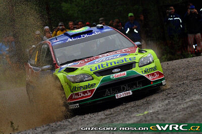Jari-Matti Latvala - Miikka Anttila
59º Neste Oil Rally Finland 2009. Ford Focus RS WRC '09 (EJ-1598). Clasificado 3º.
BP Ford Abu Dhabi WRT

Del 30 de Julio al 2 de Agosto, Jyväskylä, Finlandia.
Superficie: tierra.

El Rally tenía un total de 1449.61 km de los que 345 Km divididos en 23 tramos eran especiales.

Tomaron la salida 90 equipos, finalizaron 60.

© Greg Roslon
@@
Palabras clave: ;Ford;Focus;WRC;Finlandia;2009