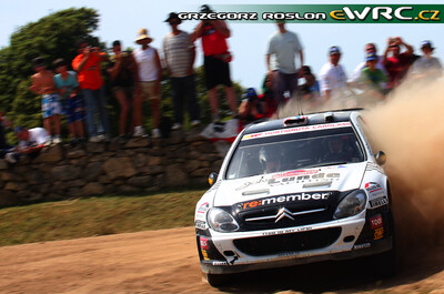 Petter Solberg - Phil Mills
6º Rally d'Italia Sardegna 2009. Citroën Xsara WRC (526 ERR 78). Clasificado 3º.
Petter Solberg Rally MSN Edition

© Greg Roslon

Palabras clave: Citroen;Xsara;WRC;Cerdeña;2009