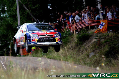Dani Sordo - Marc Martí
59º Neste Oil Rally Finland 2009. Citroën C4 WRC (454 EMX 78). Clasificado 4º.
Citroën Total WRT

Del 30 de Julio al 2 de Agosto, Jyväskylä, Finlandia.
Superficie: tierra.

El Rally tenía un total de 1449.61 km de los que 345 Km divididos en 23 tramos eran especiales.

Tomaron la salida 90 equipos, finalizaron 60.

© Vladimír Mandík jr.
@@
Palabras clave: ;Citroen;WRC;Finlandia;2009;