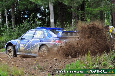 Jari Ketomaa - Mika Stenberg
59º Neste Oil Rally Finland 2009. Subaru Impreza S12B WRC '07 (DL 51125). Clasificado 7º.

Del 30 de Julio al 2 de Agosto, Jyväskylä, Finlandia.
Superficie: tierra.

El Rally tenía un total de 1449.61 km de los que 345 Km divididos en 23 tramos eran especiales.

Tomaron la salida 90 equipos, finalizaron 60.

© Jirí Fryje
@@
Palabras clave: Subaru;Impreza;WRC;Finlandia;2009