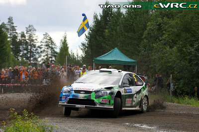 Matthew Wilson - Scott Martin
59º Neste Oil Rally Finland 2009. Ford Focus RS WRC '08 (EJ-1599). Clasificado 8º.

Del 30 de Julio al 2 de Agosto, Jyväskylä, Finlandia.
Superficie: tierra.

El Rally tenía un total de 1449.61 km de los que 345 Km divididos en 23 tramos eran especiales.

Tomaron la salida 90 equipos, finalizaron 60.

© Timo Anis
@@
Palabras clave: Ford;Focus;WRC;Finlandia;2009