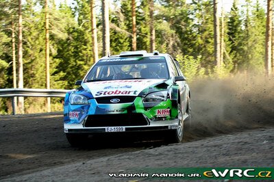 Matthew Wilson - Scott Martin
59º Neste Oil Rally Finland 2009. Ford Focus RS WRC '08 (EJ-1599). Clasificado 8º.

Del 30 de Julio al 2 de Agosto, Jyväskylä, Finlandia.
Superficie: tierra.

El Rally tenía un total de 1449.61 km de los que 345 Km divididos en 23 tramos eran especiales.

Tomaron la salida 90 equipos, finalizaron 60.

© Vladimír Mandík jr.
@
Palabras clave: Ford;Focus;WRC;Finlandia;2009