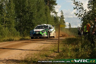 Matthew Wilson - Scott Martin
59º Neste Oil Rally Finland 2009. Ford Focus RS WRC '08 (EJ-1599). Clasificado 8º.

Del 30 de Julio al 2 de Agosto, Jyväskylä, Finlandia.
Superficie: tierra.

El Rally tenía un total de 1449.61 km de los que 345 Km divididos en 23 tramos eran especiales.

Tomaron la salida 90 equipos, finalizaron 60.

© Vladimír Mandík jr.
@
Palabras clave: Ford;Focus;WRC;Finlandia;2009