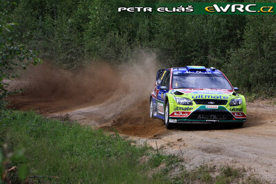 Khalid Al-Qassimi - Michael Orr
59º Neste Oil Rally Finland 2009. Ford Focus RS WRC '09 (EJ-1611). Clasificado 9º.
BP Ford Abu Dhabi WRT

Del 30 de Julio al 2 de Agosto, Jyväskylä, Finlandia.
Superficie: tierra.

El Rally tenía un total de 1449.61 km de los que 345 Km divididos en 23 tramos eran especiales.

Tomaron la salida 90 equipos, finalizaron 60.

© Petr Eliáš
@@
Palabras clave: Ford;Focus;WRC;Finlandia;2009