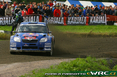 Juho Hänninen - Mikko Markkula
59º Neste Oil Rally Finland 2009. Skoda Fabia S2000 (KI-207-BZ). Clasificado 10º.

Del 30 de Julio al 2 de Agosto, Jyväskylä, Finlandia.
Superficie: tierra.

El Rally tenía un total de 1449.61 km de los que 345 Km divididos en 23 tramos eran especiales.

Tomaron la salida 90 equipos, finalizaron 60.

© Monica Parisotto
@
Palabras clave: Skoda;Fabia;Finlandia;2009