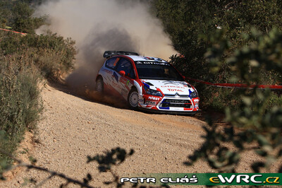 Sébastien Ogier - Julien Ingrassia
43º Vodafone Rally de Portugal 2009. Citroën C4 WRC (733 DYN 78). Clasificado 17º.
Citroën Junior Team

Del 2 al 5 de Abril, Faro.
Superficie: tierra.

El Rally tenia un total de 1164.99 km de los que 361.36 km divididos en 3 etapas y18 tramos eran cronometrados.

Tomaron la salida 70 equipos, finalizaron 41.

© Petr Eliáš
@@
Palabras clave: Sebastien_Ogier;Citroen;WRC;Portugal;2009