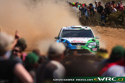 Matthew Wilson - Scott Martin
43º Vodafone Rally de Portugal 2009. Ford Focus RS WRC '08 (1ES). Abandonó por accidente en SS17 São Brás Alportel 2 de 16.23 km.
Stobart VK Ford Rally Team

Del 2 al 5 de Abril, Faro.
Superficie: tierra.

El Rally tenia un total de 1164.99 km de los que 361.36 km divididos en 3 etapas y18 tramos eran cronometrados.

Tomaron la salida 70 equipos, finalizaron 41.

© Greg Roslon
@@
Palabras clave: Ford;Focus;WRC;Portugal;2009