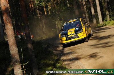 Evgeniy Novikov - Dale Moscatt
59º Neste Oil Rally Finland 2009. Citröen C4 WRC (723 EGZ 78). Abandonó por accidente en SS14 Leustu 2 de 21.35 Km.
Citroën Junior Team

Del 30 de Julio al 2 de Agosto, Jyväskylä, Finlandia.
Superficie: tierra.

El Rally tenía un total de 1449.61 km de los que 345 Km divididos en 23 tramos eran especiales.

Tomaron la salida 90 equipos, finalizaron 60.

© Greg Roslon
@
Palabras clave: Citroen;WRC;Finlandia;2009