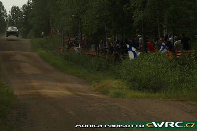 Kimi Räikkönen - Kaj Lindström
59º Neste Oil Rally Finland 2009. Fiat Abarth Grande Punto S2000. Abandonó por accidente en SS19 Väärinmaja de 29.29 km.

Del 30 de Julio al 2 de Agosto, Jyväskylä, Finlandia.
Superficie: tierra.

El Rally tenía un total de 1449.61 km de los que 345 Km divididos en 23 tramos eran especiales.

Tomaron la salida 90 equipos, finalizaron 60.

© Monica Parisotto
@@
Palabras clave: ;Fiat;Abarth;Punto;Finlandia;2009