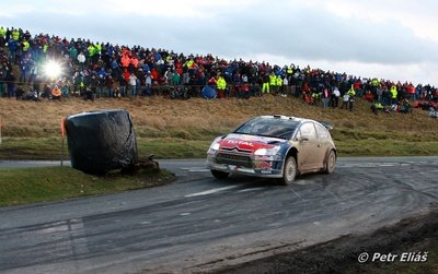 Sébastien Loeb - Daniel Elena
66º Wales Rally GB 2010. Citröen C4 WRC (AL-791-AR). Clasificado 1º.

Del 10 al 14 de Noviembre, Cardiff.
Superficie: tierra.

El Rally teni­a un total de 1598.74 km de los que 344.66 km divididos en 3 etapas y 20 tramos eran cronometrados.

Se inscribieron 63 equipos, tomaron la salida 61, finalizaron 45.

© Petr Eliáš
@@
Palabras clave: Sebastien_Loeb;Citroen;WRC;Gran_Bretaña;2010