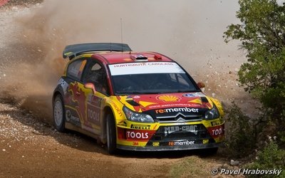 Petter Solberg - Phil Mills
7º Rally Mexico 2010. Citroën C4 WRC (AL-289-AN). Clasificado 2º.

Del 3 al 7 de Marzo, León.
Superficie: tierra.

El Rally tenia un total de 877.53 km de los que 354.60 km divididos en 3 etapas y 22 tramos eran cronometrados (1 de ellos fue cancelado SS20 Sauz Seco de 7.05 km)

Tomaron la salida 30 equipos, finalizaron 25.

© Pavel Hrabovský
@
Palabras clave: Petter_Solberg;Citroen;WRC;Mexico;2010