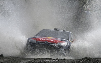 Sébastien Ogier - Julien Ingrassia
7º Rally Mexico 2010. Citroën C4 WRC (AJ-607-MN). Clasificado 3º.

Del 3 al 7 de Marzo, León.
Superficie: tierra.

El Rally tenia un total de 877.53 km de los que 354.60 km divididos en 3 etapas y 22 tramos eran cronometrados (1 de ellos fue cancelado SS20 Sauz Seco de 7.05 km)

Tomaron la salida 30 equipos, finalizaron 25.

© Petr Sagner
@
Palabras clave: Sebastien_Ogier;Citroen;WRC;Mexico;2010