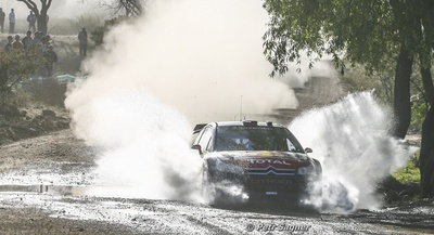 Sébastien Ogier - Julien Ingrassia
7º Rally Mexico 2010. Citroën C4 WRC (AJ-607-MN). Clasificado 3º.

Del 3 al 7 de Marzo, León.
Superficie: tierra.

El Rally tenia un total de 877.53 km de los que 354.60 km divididos en 3 etapas y 22 tramos eran cronometrados (1 de ellos fue cancelado SS20 Sauz Seco de 7.05 km)

Tomaron la salida 30 equipos, finalizaron 25.

© Petr Sagner
@
Palabras clave: Sebastien_Ogier;Citroen;WRC;Mexico;2010