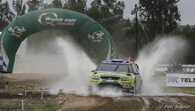 Mikko Hirvonen - Jarmo Lehtinen
7º Rally Mexico 2010. Ford Focus RS WRC '09 (SA09 VHR). Clasificado 4º.

Del 3 al 7 de Marzo, León.
Superficie: tierra.

El Rally tenia un total de 877.53 km de los que 354.60 km divididos en 3 etapas y 22 tramos eran cronometrados (1 de ellos fue cancelado SS20 Sauz Seco de 7.05 km)

Tomaron la salida 30 equipos, finalizaron 25.

© Petr Sagner
@
Palabras clave: ;Ford;Focus;WRC;Mexico;2010