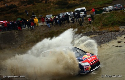 Dani Sordo - Diego Vallejo
66º Wales Rally GB 2010. Citröen C4 WRC (AJ-557-MN). Clasificado 5º.

Del 10 al 14 de Noviembre, Cardiff.
Superficie: tierra.

El Rally teni­a un total de 1598.74 km de los que 344.66 km divididos en 3 etapas y 20 tramos eran cronometrados.

Se inscribieron 63 equipos, tomaron la salida 61, finalizaron 45.

© Greg Roslon
@
@
Palabras clave: ;Citroen;WRC;Gran_Bretaña;2010