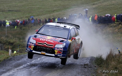 Dani Sordo - Diego Vallejo
66º Wales Rally GB 2010. Citröen C4 WRC (AJ-557-MN). Clasificado 5º.

Del 10 al 14 de Noviembre, Cardiff.
Superficie: tierra.

El Rally teni­a un total de 1598.74 km de los que 344.66 km divididos en 3 etapas y 20 tramos eran cronometrados.

Se inscribieron 63 equipos, tomaron la salida 61, finalizaron 45.

© Petr Eliáš
@
Palabras clave: ;Citroen;WRC;Gran_Bretaña;2010