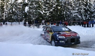 Sébastien Ogier - Julien Ingrassia
58º Rally Sweden 2010. Citroën C4 WRC (AJ-557-NM). Clasificado 5º.

Del 10 al 14 de Febrero, Karlstad, Suecia.
Superficie: nieve - hielo.

El Rally tenia un total de 1879.23 km de los que 345.15 km divididos en 3 etapas y 21 tramos eran cronometrados.

Tomaron la salida 55 equipos, finalizaron 43.

© Petr Sagner
@@
Palabras clave: Sebastien_Ogier;Citroen;WRC;Suecia;2010;Nieve