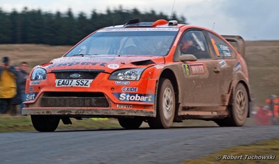 Henning Solberg - Stéphane Prévot
66º Wales Rally GB 2010. Ford Focus RS WRC '08 (EU07 SSZ). Clasificado 6º.

Del 10 al 14 de Noviembre, Cardiff.
Superficie: tierra.

El Rally teni­a un total de 1598.74 km de los que 344.66 km divididos en 3 etapas y 20 tramos eran cronometrados.

Se inscribieron 63 equipos, tomaron la salida 61, finalizaron 45.

© Robert Tuchowski
@
Palabras clave: ;Ford;Focus;WRC;Gran_Bretaña;2010