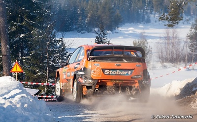 Henning Solberg - Ilka Minor
58º Rally Sweden 2010. Ford Focus RS WRC '08 (EU07 SSZ). Clasificado 6º.

Del 10 al 14 de Febrero, Karlstad, Suecia.
Superficie: nieve - hielo.

El Rally tenia un total de 1879.23 km de los que 345.15 km divididos en 3 etapas y 21 tramos eran cronometrados.

Tomaron la salida 55 equipos, finalizaron 43.

© Robert Tuchowski
@
Palabras clave: ;Ford;Focus;WRC;Suecia;2010;Nieve