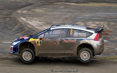 Kimi Räikkönen - Kaj Lindström
66º Wales Rally GB 2010. Citröen C4 WRC (AL-730-AR). Clasificado 8º.

Del 10 al 14 de Noviembre, Cardiff.
Superficie: tierra.

El Rally teni­a un total de 1598.74 km de los que 344.66 km divididos en 3 etapas y 20 tramos eran cronometrados.

Se inscribieron 63 equipos, tomaron la salida 61, finalizaron 45.

© Robert Tuchowski
@
Palabras clave: Kimi_Raikkonen;Citroen;WRC;Gran_Bretaña;2010