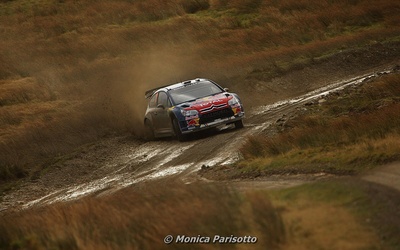 Sébastien Ogier - Julien Ingrassia
66º Wales Rally GB 2010. Citröen C4 WRC. Abandonó por salida de pista/accidente en SS8 Radnor 1 de 14.78 km.

Del 10 al 14 de Noviembre, Cardiff.
Superficie: tierra.

El Rally teni­a un total de 1598.74 km de los que 344.66 km divididos en 3 etapas y 20 tramos eran cronometrados.

Se inscribieron 63 equipos, tomaron la salida 61, finalizaron 45.

© Monica Parisotto
@
Palabras clave: sebastien_Ogier;Citroen;WRC;Gran_Bretaña;2010