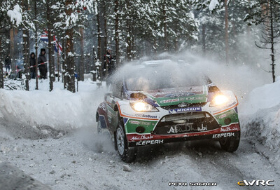 Jari-Matti Latvala - Miikka Anttila
59º Rally Sweden 2011. Ford Fiesta RS WRC (PX60 AVK). Clasificado 3º.
Ford Abu Dhabi WRT

Del 10 al 13 de Febrero, Karlstad.
Superficie: nieve - hielo.

El Rally constaba de 3 etapas con un total de 2059.89 km de los que 351.24 km divididos en 22 tramos eran cronometrados.

Tomaron la salida 45 equipos, finalizaron 34.

© Petr Sagner

Palabras clave: Ford;Fiesta;WRC;Suecia;2011
