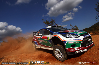 Mikko Hirvonen - Jarmo Lehtinen
45º Vodafone Rally de Portugal 2011. Ford Fiesta RS WRC (PX60 AVJ). Clasificado 4º.
Ford Abu Dhabi WRT

Del 24 al 27 de Marzo, Lisboa, Faro.
Superficie: tierra.

El Rally constaba de 3 etapas con un total de 1363.55 km de los que 385.37 km divididos en 17 tramos eran cronometrados.

Tomaron la salida 71 equipos, finalizaro 38.

© Greg Roslon

Palabras clave: Ford;Fiesta;WRC;Portugal;2011