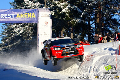 Petter Solberg - Chris Patterson
59º Rally Sweden 2011. Citroën DS3 WRC (BH-528-BM). Clasificado 5º.
Petter Solberg WRT

Del 10 al 13 de Febrero, Karlstad.
Superficie: nieve - hielo.

El Rally constaba de 3 etapas con un total de 2059.89 km de los que 351.24 km divididos en 22 tramos eran cronometrados.

Tomaron la salida 45 equipos, finalizaron 34.

© Timo Anis

Palabras clave: Citroen;Suecia;2011