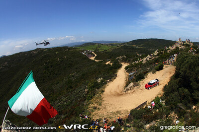 Dani Sordo - Carlos del Barrio
8º Rally d'Italia Sardegna 2011. Mini John Cooper Works WRC (1 WRC). Clasificado 6º.
Mini WRC Team

Del 5 al 8 de Mayo, Olbia, Cerdeña, Italia.
Superficie: tierra.

El Rally constaba de 3 etapas con un total de 1183.52 km de los que 339.70 km divididos en 18 tramos eran cronometrados.

Tomaron la salida 63 equipos, finalizaron 32.

© Greg Roslon

Palabras clave: Mini;Cooper;WRC;Italia;Cerdeña;2011