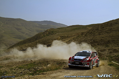 Federico Villagra- Jorge Perez Companc
3º Jordan Rally WRC 2011. Ford Fiesta RS WRC (PX60 AVO). Clasificado 7º.
Munchi's Ford WRT

Del 14 al 16 de Abril, Jordania.
Superficie: tierra.

El Rally constaba de 3 etapas con un total de 935.41 km de los que 333.04 km divididos en 20 tramos eran cronometrados.
La primera etapa (6 tramos en total) fue cancelada debido a un retraso en el transporte del equipamiento de los equipos. 

Tomaron la salida 36 equipos, finalizaron 23.

© Patrik Pangerl

Palabras clave: Ford;Fiesta;WRC;Jordania;2011